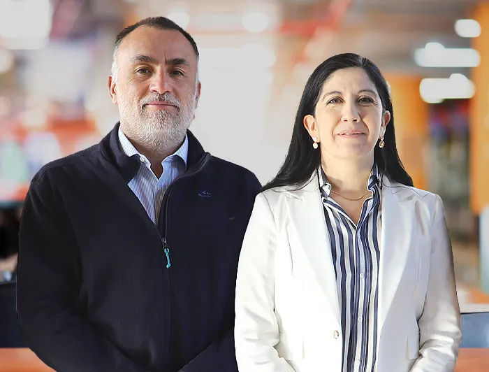 Marcelo Andia y Claudia Prieto, director alterno y directora de Instituto Milenio IHEALTH, respectivamente, analizaron la interdisciplinariedad en el área de salud.
