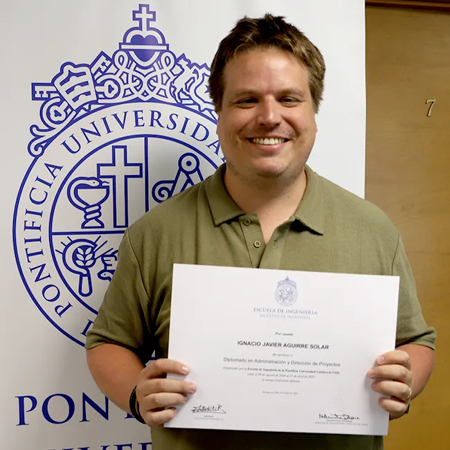 Ex alumno del Diplomado en Administración y dirección de proyectos.