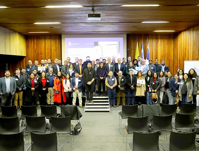 Docentes y más de 50 profesionales se reunieron en el primer encuentro de exalumnos del Diplomado en Administración y dirección de proyectos: