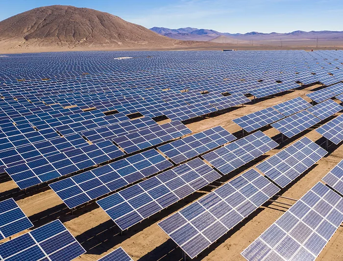 Energía solar fotovoltaica Masterclass UC abordó las aplicaciones de la energía solar térmica y fotovoltaica.