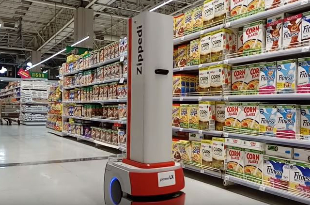 Zippedi, el robot chileno que de noche espía los miles de productos del supermercado