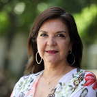 Liliana Guerra Aburto, Profesora de la Escuela de Trabajo Social UC