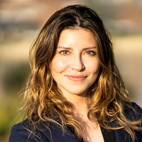 Profesora del Diplomado en Desarrollo sostenible en la industria minera UC Yordana Mehsen